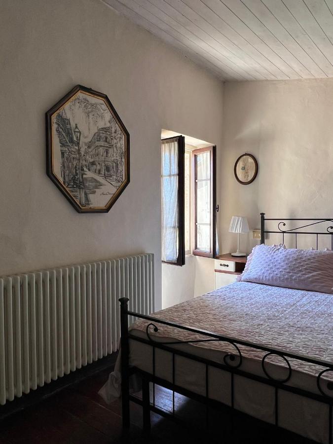 La Chicca Piccola Casina In Affitto Nel Borgo Antico Di Gaggio Montano Bo Apartment Bagian luar foto